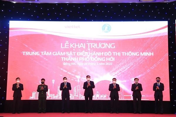 Khai trương Trung tâm giám sát điều hành đô thị thông minh TP Đồng Hới.