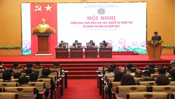 Toàn cảnh hội nghị.