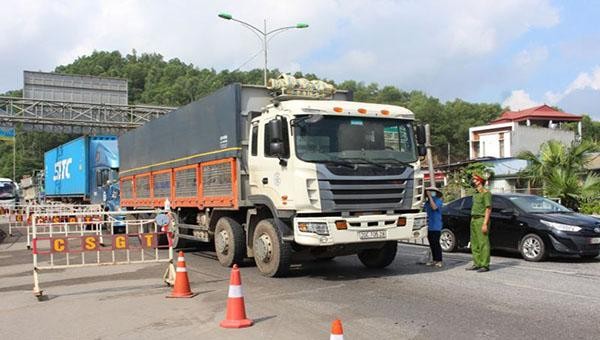 TP. Thái Nguyên siết chặt hoạt động của người và phương tiện ra vào địa bàn tại các chốt kiểm soát liên ngành