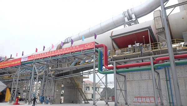 Một dây chuyền sản xuất xi măng bền, kiềm sunfat có tính năng chịu mặn phục vụ xây dựng các công trình ven biển và hải đảo