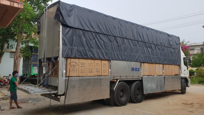 Phương tiện vận chuyển là xe ô tô tải mang BKS 29H-383.83.