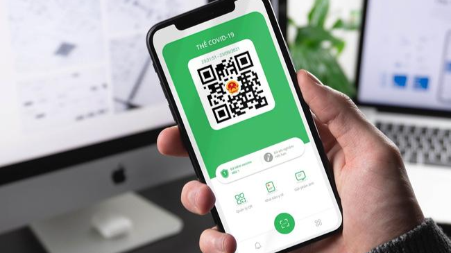 Ngoài cách quét QR cá nhân bằng điện thoại và thiết bị chuyên dụng, hiện các chủ địa điểm đã có thêm hình thức quét QR người đến qua webcam/camera máy tính. (Ảnh minh họa)