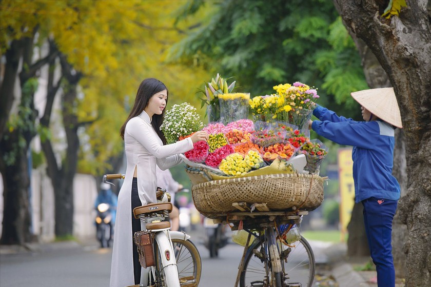 Thu Hà Nội đẹp như một “nàng thơ” làm rung động biết bao trái tim thi sĩ. (Ảnh minh họa - nguồn: camnangdulich.com)