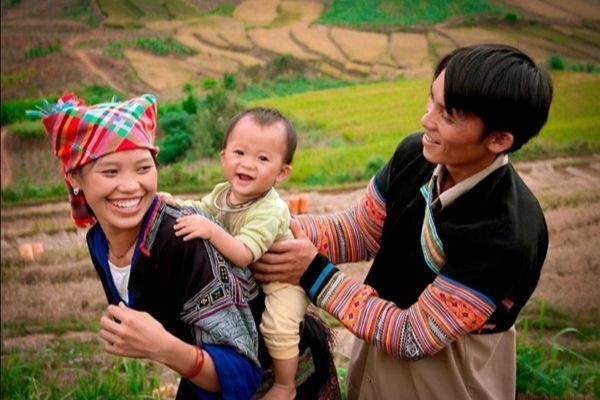 Nam nữ đều có vị trí, vai trò ngang nhau trong gia đình. (Nguồn: Báo SKĐS)