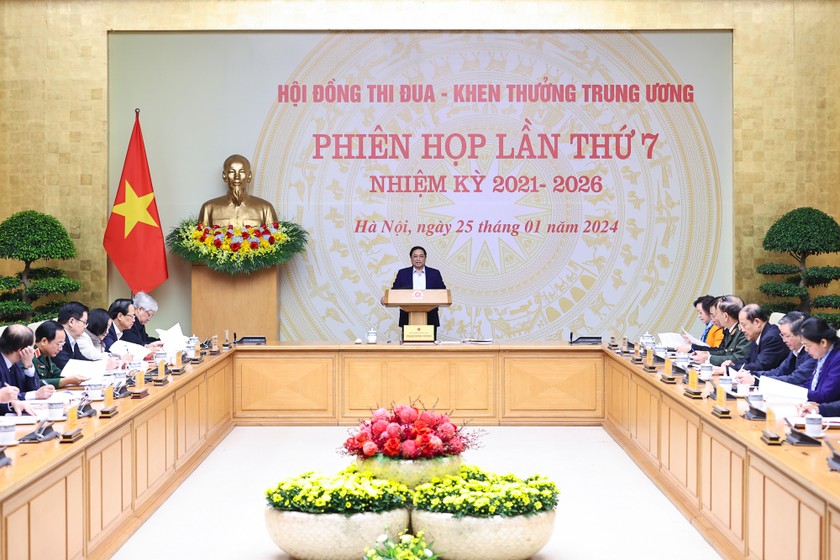 Quang cảnh phiên họp. (Ảnh: VGP)