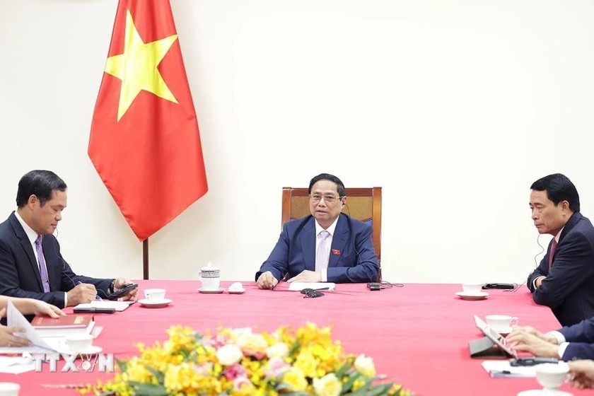 Thủ tướng Phạm Minh Chính điện đàm với Thủ tướng Hà Lan Mark Rutte. (Ảnh: TTXVN)