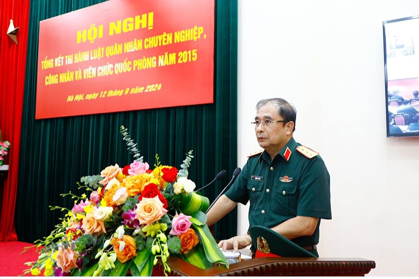 Thượng tướng Phùng Sĩ Tấn phát biểu chỉ đạo tại Hội nghị tổng kết của Bộ Tổng Tham mưu. (Ảnh: Lam Hạnh)
