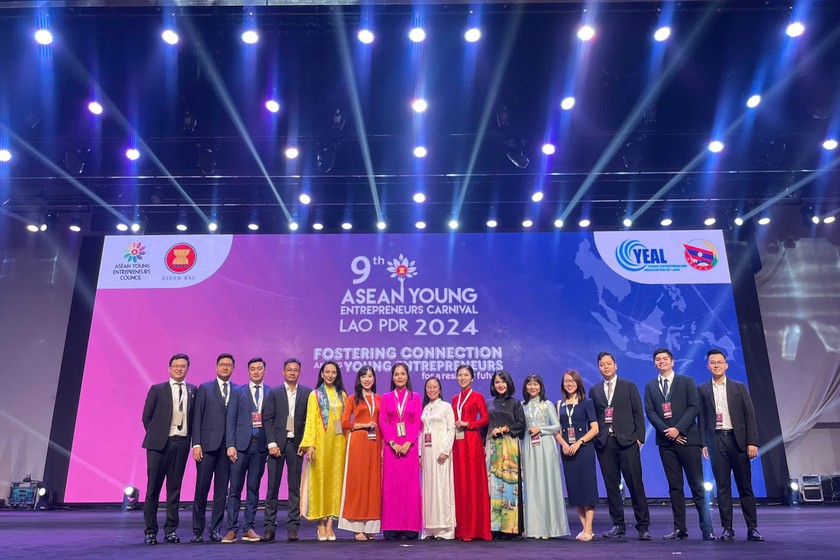 Carnival Doanh nhân trẻ ASEAN 2024 với chủ đề “Thúc đẩy sự kết nối trong doanh nhân trẻ ASEAN vì một tương lai bền vững”.