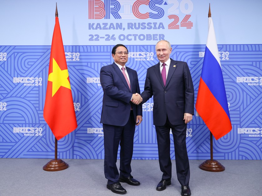 Trong khuôn khổ tham dự Hội nghị các Nhà lãnh đạo Nhóm BRICS mở rộng 2024, Thủ tướng Phạm Minh Chính đã có cuộc hội đàm với Tổng thống Liên bang Nga Vladimir Putin. (Ảnh: VGP).