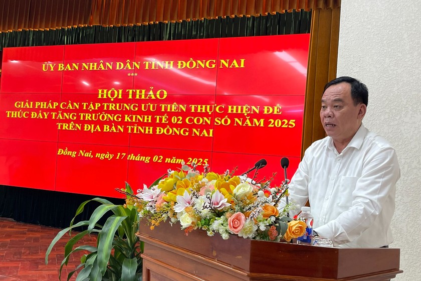 Ông Võ Tấn Đức, Chủ tịch UBND tỉnh Đồng Nai phát biểu tại Hội thảo. 