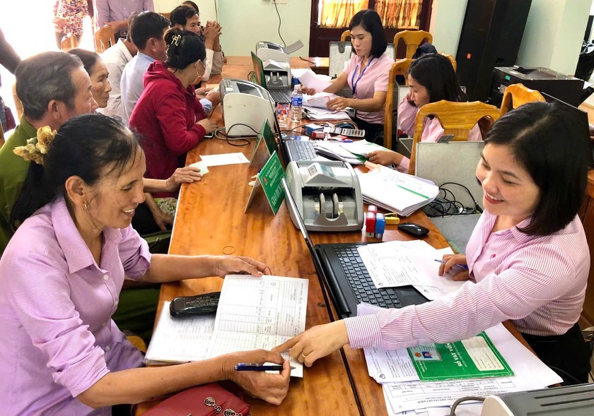 Khẩn trương giải ngân tại các Điểm giao dịch xã của NHCSXH tỉnh Quảng Bình tháng 4/2025.