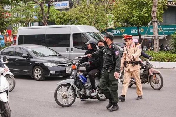 Trong 5 ngày nghỉ lễ, phát hiện, xử lý 9.154 trường hợp vi phạm nồng độ cồn.