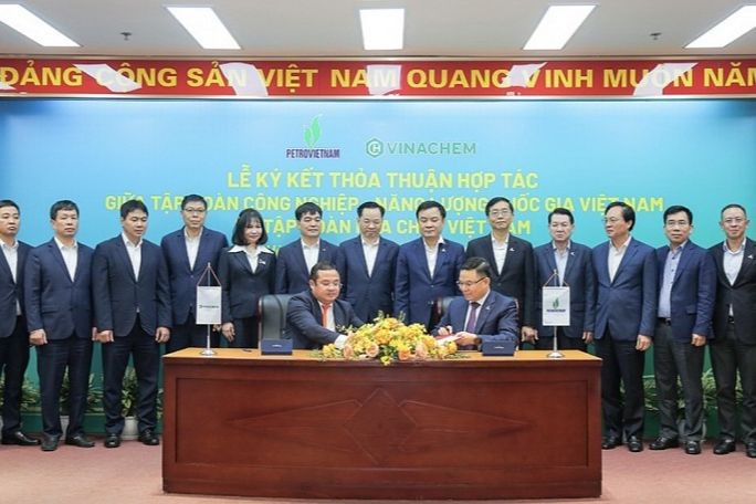 Petrovietnam vừa ký kết hợp tác với Vinachem.