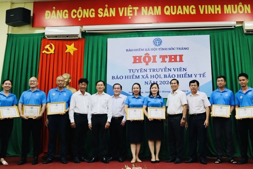 Hội thi Tuyên truyền viên BHXH, BHYT năm 2024, do BHXH tỉnh Sóc Trăng tổ chức, đã thu hút 24 tuyên truyền viên, cộng tác viên từ các phòng nghiệp vụ của BHXH tỉnh, BHXH các huyện, thị xã và tổ chức dịch vụ thu trong toàn tỉnh Sóc Trăng tham gia.