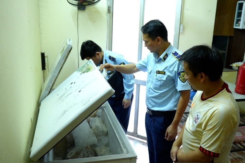 Cuộc chiến chống hàng giả cần sự tham gia của toàn dân. (Ảnh minh họa: DMS).