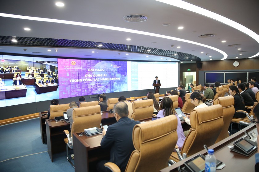 Quang cảnh Hội thảo &quot;Ứng dụng AI trong công tác hành chính&quot; do Cục Kiểm soát thủ tục hành chính (Văn phòng Chính phủ) phối hợp với Hiệp hội Blockchain Việt Nam (VBA) tổ chức năm 2024. (Ảnh: VGP/Hoàng Giang).