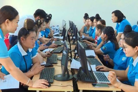 Hội LHPN tỉnh Sơn La triển khai nhiều hoạt động tăng cường ứng dụng công nghệ trong công tác Hội. (Ảnh: UBND huyện Yên Châu, Sơn La)