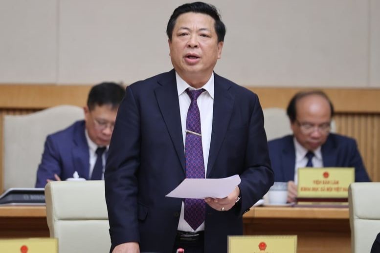 Bộ trưởng Bộ Xây dựng Trần Hồng Minh thông tin tại cuộc họp Chính phủ thường kỳ tháng 5/2025. (Ảnh: Nhật Bắc/VGP)