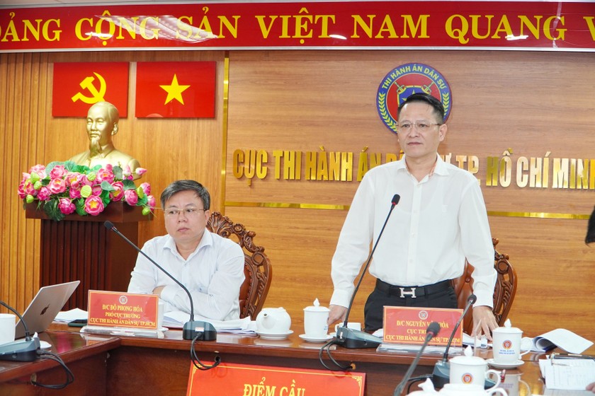 Đồng chí Nguyễn Văn Hòa, Cục trưởng Cục THADS TP Hồ Chí Minh phát biểu tại một Hội nghị chuyển đổi số do Tổng cục THADS tổ chức. (Ảnh: Cẩm Tú) 