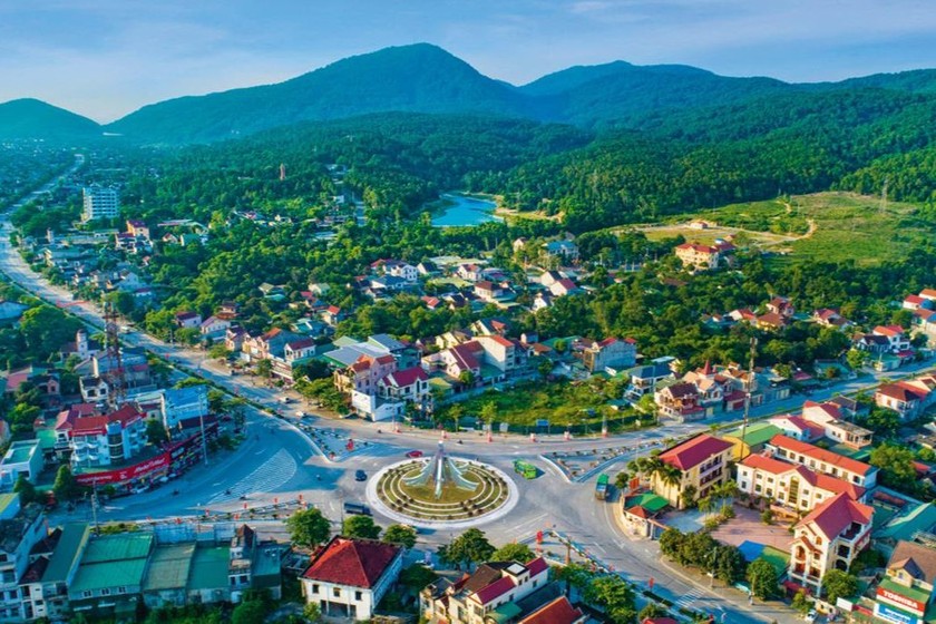 Thị xã Hồng Lĩnh, tỉnh Hà Tĩnh được công nhận hoàn thành nhiệm vụ xây dựng nông thôn mới năm 2024. (Ảnh: Cổng TTTX Hà Tĩnh).