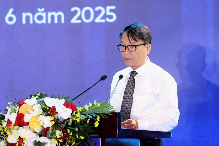 Nhà báo Nguyễn Đức Lợi - Phó Chủ tịch Thường trực Hội Nhà báo Việt Nam, Trưởng Ban tổ chức Hội Báo toàn quốc 2025 phát biểu tổng kết lại lễ Bế mạc Hội báo toàn quốc 2025.