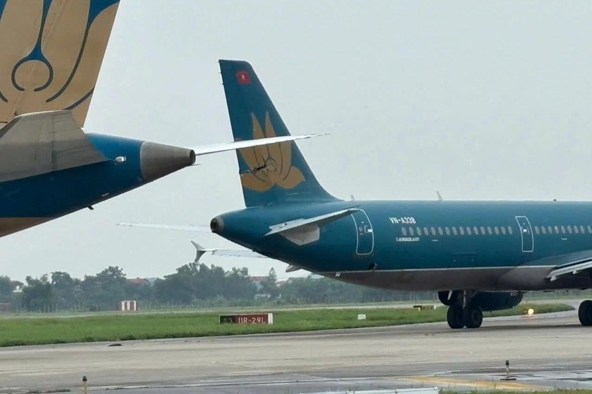 Hiện trường máy bay va chạm chiều 27/6. (Ảnh: VnExpress)