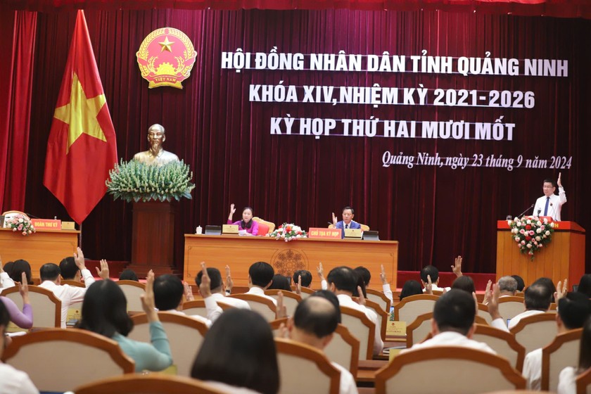 Quang cảnh Kỳ họp