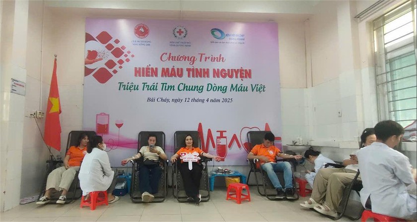 Chương trình hiến máu tình nguyện “Triệu trái tim chung dòng máu Việt ” đã thu được 70 đơn vị máu, qua đó, giúp cứu chữa cho hàng trăm người bệnh.