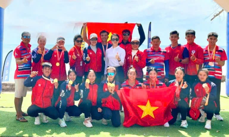 Tại giải VĐV Đinh Thị Trang xuất sắc giành 2 HCV ở các nội dung 3,4km và 10km marathon. VĐV Bùi Mai Hạnh giành 1 HCV ở nội dung 10km marathon Giải Vô địch marathon trẻ châu Á.