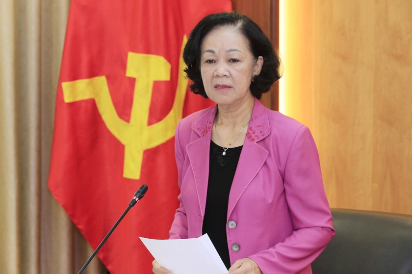 Bà Trương Thị Mai phát biểu tại buổi làm việc.
