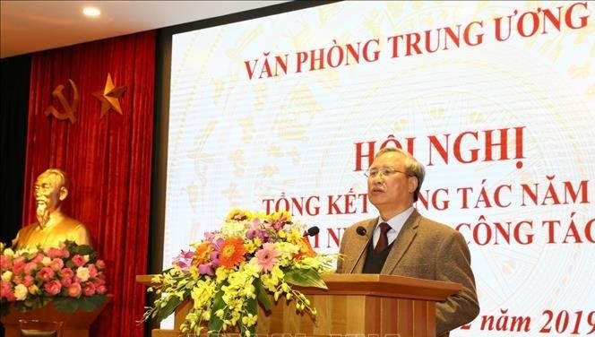 Ủy viên Bộ Chính trị, Thường trực Ban Bí thư Trần Quốc Vượng phát biểu chỉ đạo tại hội nghị.