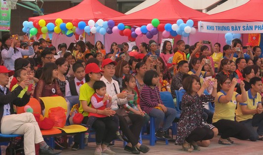 600 trẻ tự kỷ tham gia Ngày hội “Vòng tay yêu thương”