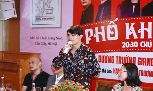 Dương Trường Giang thả mình với “Phố không mùa”