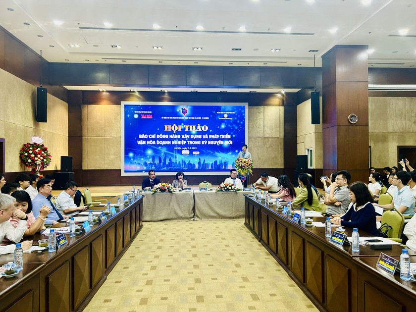 Trong khuôn khổ Hội thảo, lãnh đạo các cơ quan báo chí, doanh nghiệp cũng đã tập trung thảo luận về báo chí đồng hành xây dựng và phát triển văn hóa doanh nghiệp trong kỷ nguyên mới. (ảnh T. Dương)