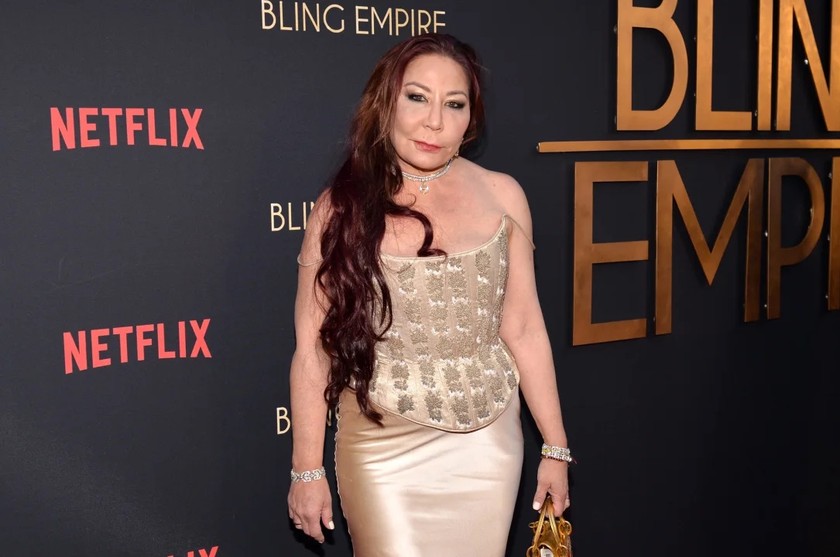 Ngôi sao truyền hình Anna Shay qua đời ở tuổi 62 vì đột quỵ. Ảnh: Netflix.