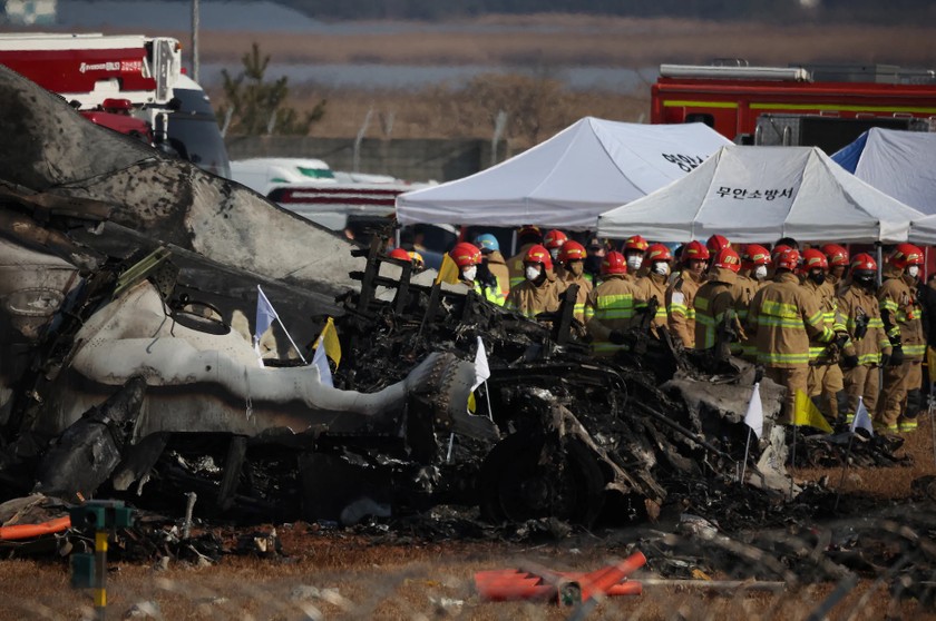 Hình ảnh chiếc máy bay gặp nạn. Ảnh: REUTERS/Kim Hong-Ji.