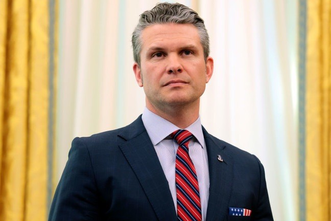 Bộ trưởng Quốc phòng Mỹ Pete Hegseth.