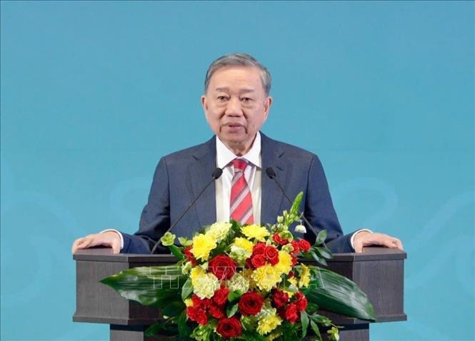 Tổng Bí thư Tô Lâm phát biểu Chính sách tại Học viện Hành chính Công và Kinh tế quốc dân trực thuộc Tổng thống LB Nga. Ảnh: TTXVN