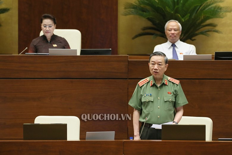 Bộ trưởng Bộ Công an Tô Lâm trả lời chất vấn của các ĐBQH