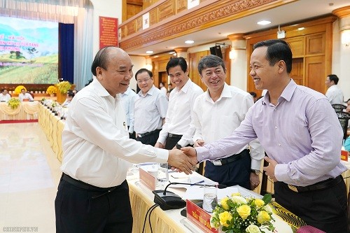 Thủ tướng chủ trì họp Tiểu ban Kinh tế - Xã hội với lãnh đạo các tỉnh phía Bắc