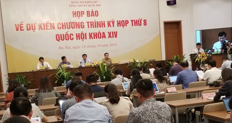 Toàn cảnh buổi họp báo