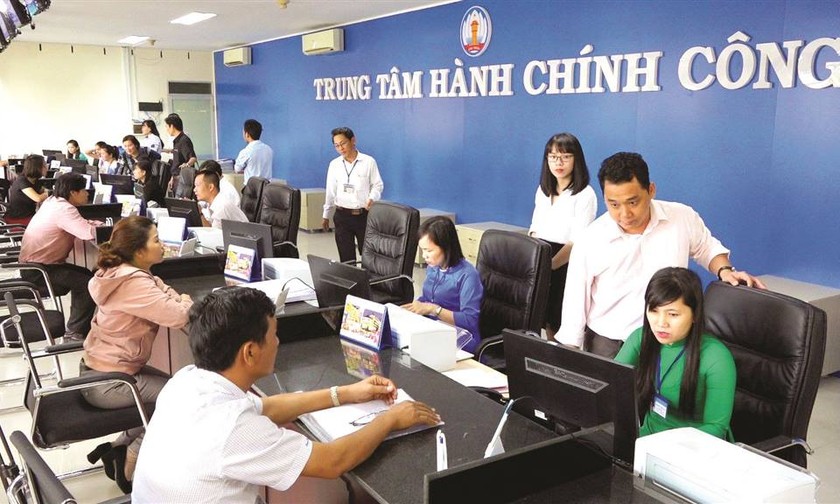 Thủ tướng chỉ đạo rà soát, loại bỏ ngay thủ tục hành chính đang là rào cản cho người dân và doanh nghiệp 