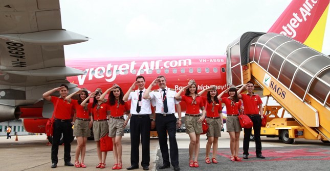 Hãng hàng không VietJetAir tuyển tiếp viên