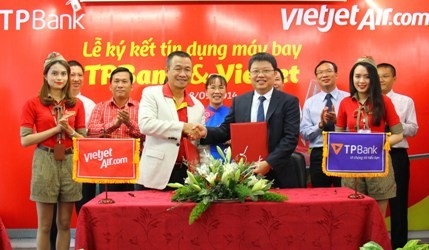 Ngân hàng Tiên Phong cung cấp tín dụng máy bay 