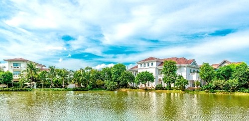 Mua biệt thự Vinhomes Riverside, nhận thẻ golf 25 năm và kỳ nghỉ dưỡng 450 triệu đồng