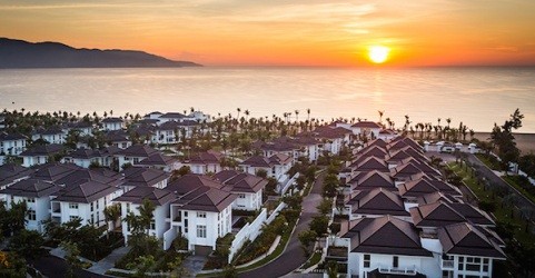 Người giàu đua nhau mua biệt thự ven biển