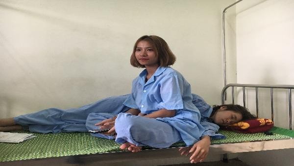 Công nhân công ty VEG nhập viện vì ngộ độc thực phẩm