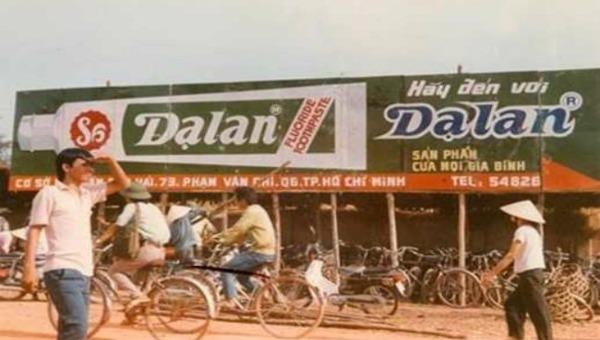 Kem đánh răng Dạ Lan lừng lẫy một thời 