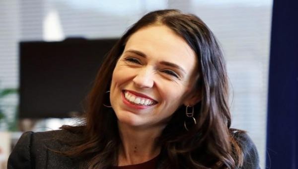 Bà Jacinda Ardern