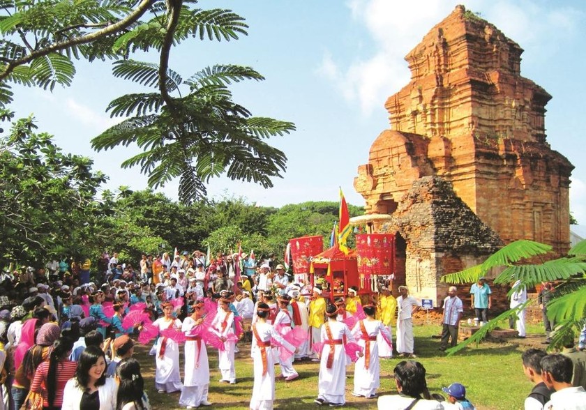 Lễ hội Katê là minh chứng về sự phong phú, đa dạng trong kho tàng văn hóa dân tộc.